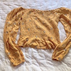 Hollister Top -Size Large